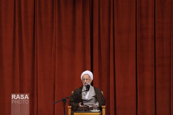 دانلود سخنان مهم علامه مصباحیزدی در جمع کانون طلوع